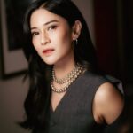 Dian Sastrowardoyo Instagram - Ratu Adil Premiere wearing @fendi @time.international Styled by @hagaipakan Make up by @maharani_nilla_makeup Hair by @ichanaahair Photo by @armanfebryan
