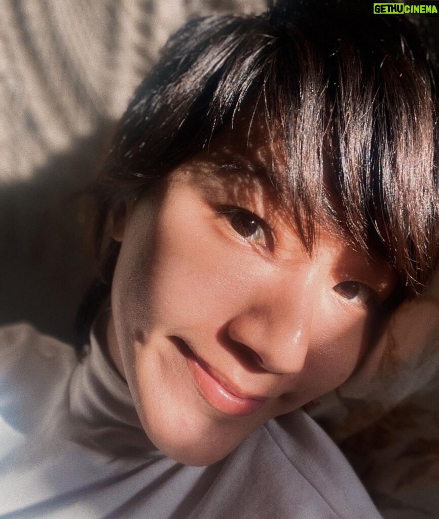 Diane Lin Instagram - 這大概不是我，但陽光是真實的，所以增添了5%的可靠性。