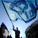 Diego Maradona Instagram - Vogliamo ringraziare tutti i tifosi del Napoli che ogni domenica rispondono con infinito amore alle manifestazioni di odio. Grazie di cuore!!!💙 - - - - - - - - - Nos gustaría agradecer a los hinchas napolitanos por responder todos los Domingos con tanto amor a las demostraciones de odio. Gracias de corazón!!!💙