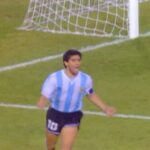 Diego Maradona Instagram - A veces nos preguntamos por qué es tan querida esta selección del '90, a pesar de no haber sido campeona. Ver tu grito de gol, el festejo de @OKGoyco90, la incredulidad del Patón Bauza, el grito desencajado del @Vasco.Olarti16 , las sonrisas del @ChechoBatistaok y @ClaudioCaniggia7, los saltos de @JuaneSimon60 y @R.Sensini, la corrida de @Galindez86ok, tu desahogo y el de @PedroTroglio. Ustedes nos regalaron emoción. En el año del mundial, están más presentes que nunca.