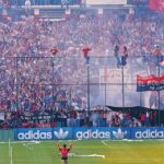 Diego Maradona Instagram - Justo un día como hoy, en 1993, llegaste a Rosario. @Newells te abrió las puertas de su casa, y la hinchada, el corazón ❤️🖤 Rosario, Santa Fe