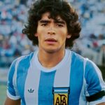 Diego Maradona Instagram - Hoy, hace 45 años, debutaste en el Sudamericano de 1979 con la Selección Juvenil. El torneo era clasificatorio para el Mundial Sub-20 de Japón. Fue victoria por 4-0 ante Perú, con dos goles de Alves, uno del Pelado Díaz y uno tuyo, que fue elegido el mejor gol del torneo❤️🇦🇷 Estadio Centenario - Uruguay