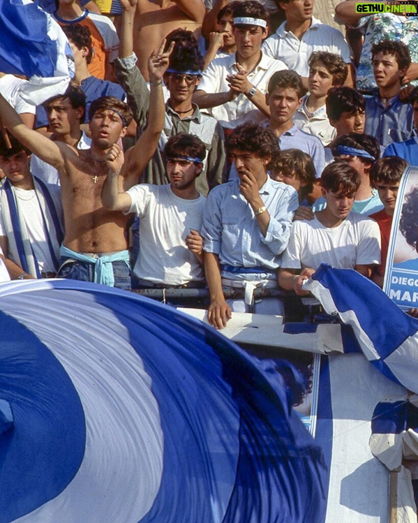 Diego Maradona Instagram - In questo giorno, nel 1984, arrivasti a Napoli. E non te ne sei più andato... 💙 Stadio Diego Armando Maradona