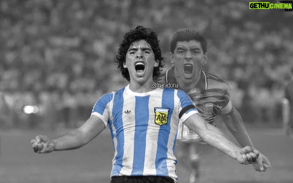 Diego Maradona Instagram - Ya empieza el Mundial Sub-20. Seguramente les hubieras dicho a estos chicos que jueguen con la misma pasión, desde el principio hasta el final, como lo hiciste vos. Estamos con Ustedes, vamos 🇦🇷 Tokio