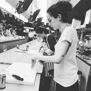 Dilara Gönder Instagram - #mutfaksanatlariakademisi 2.hafta 👊🏼çok ciddiyiz ;) 👍 @msaistanbul
