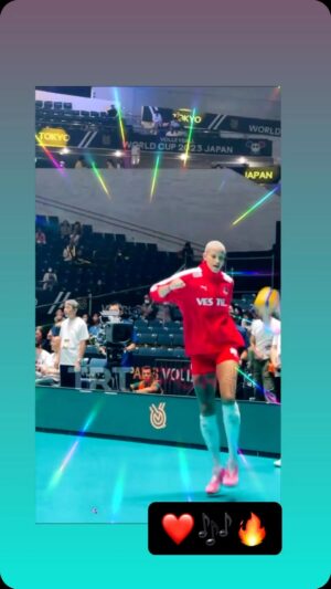 Dilara Gönder Instagram - 