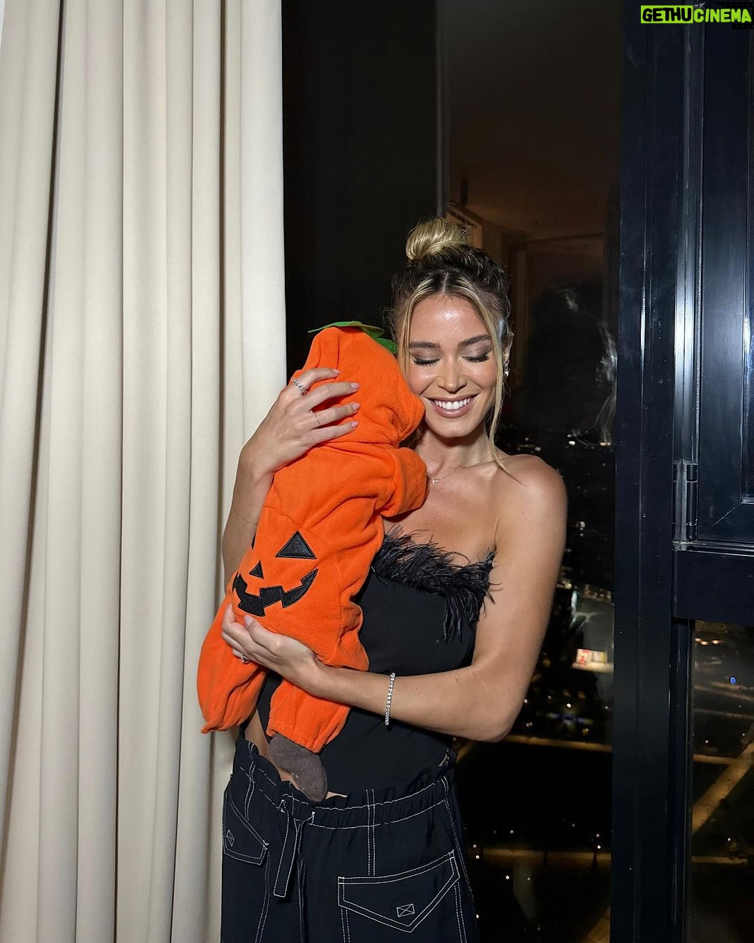 Diletta Leotta Instagram - Getting ready for our first Halloween 🎃