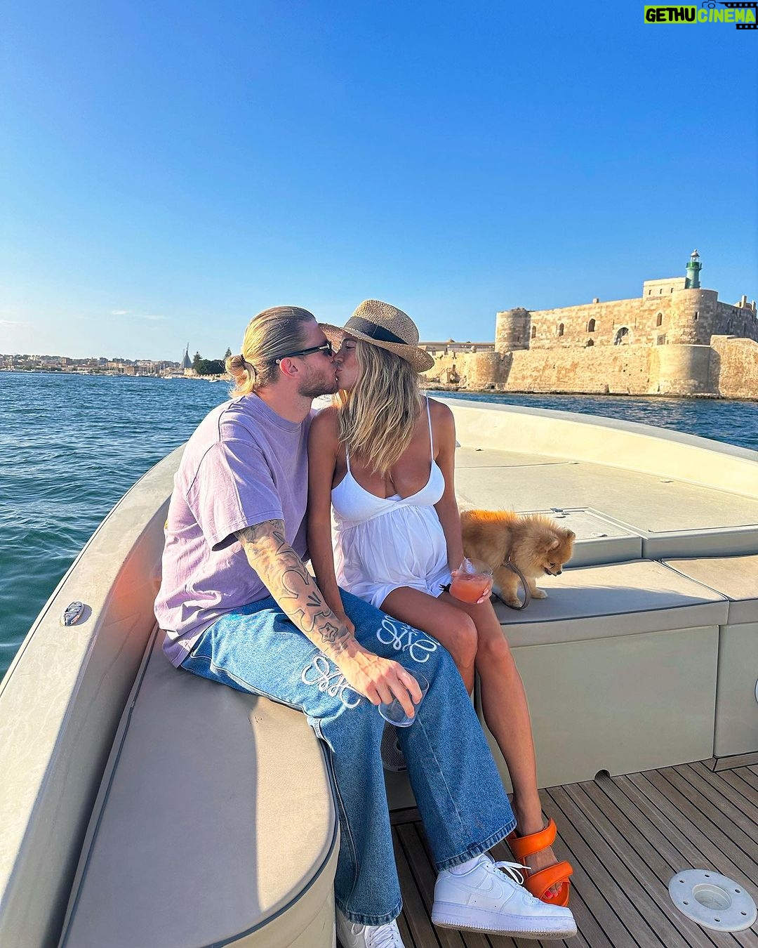 Diletta Leotta Instagram - Un giorno allāimprovviso 𩵠Ortigia Island