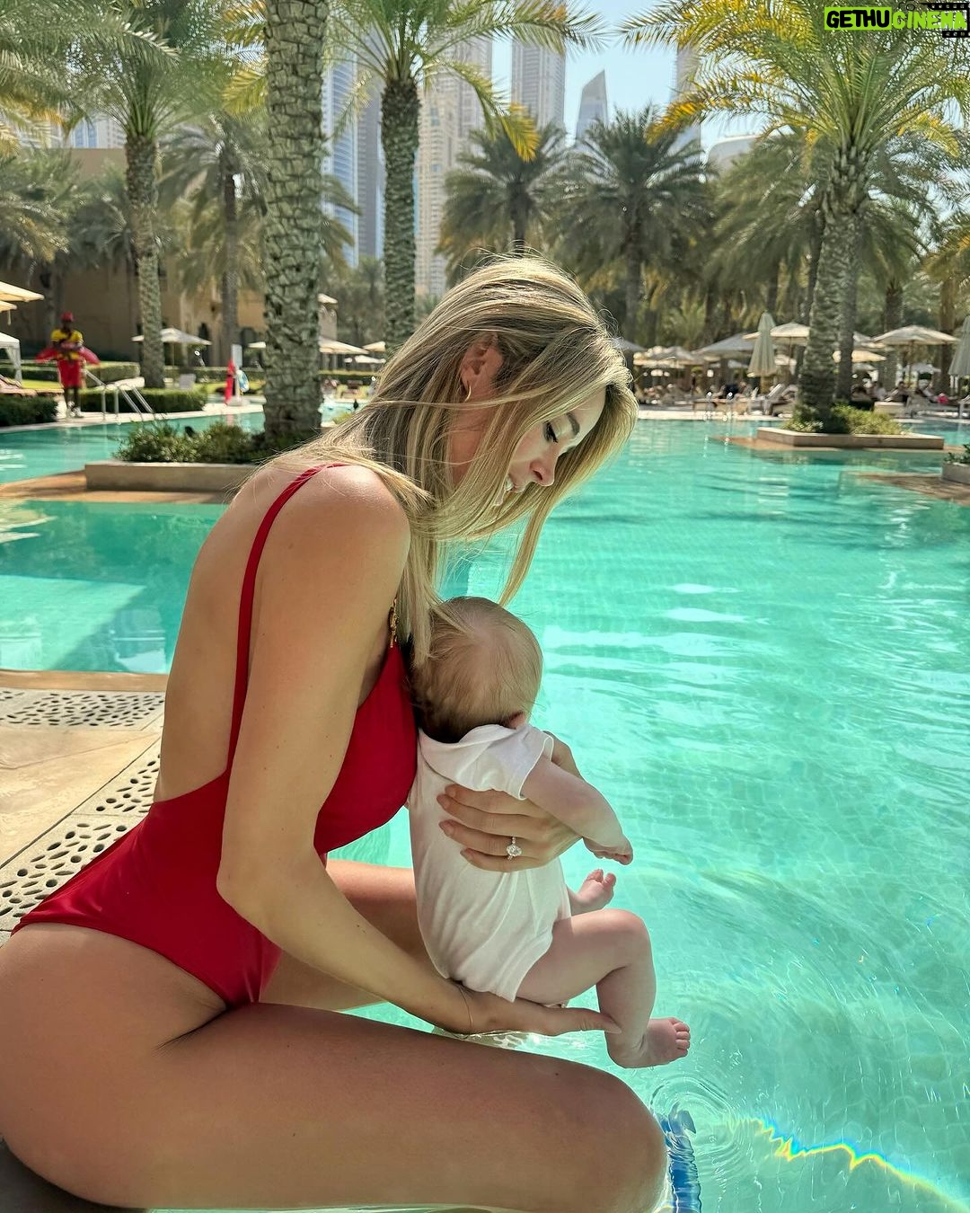 Diletta Leotta Instagram - Holiday, family, friends and a lot of love ππ«Άπ