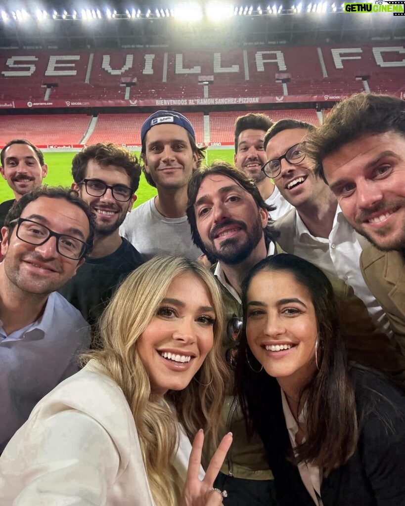 Diletta Leotta Instagram - Il calcio è il modo più bello per scoprire una città ⚽️💃🏼 #laligaexperience Seville, Spain