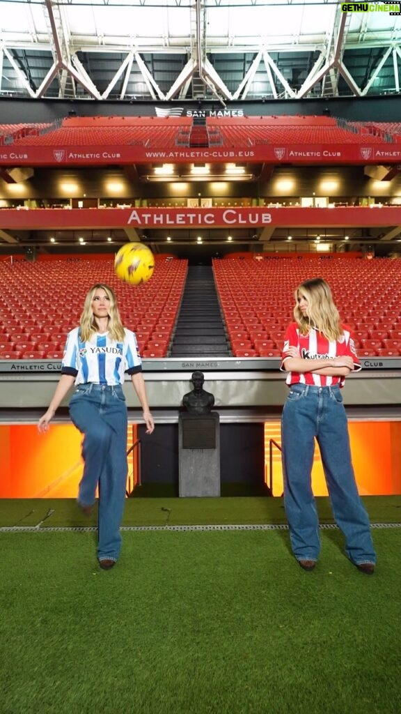 Diletta Leotta Instagram - ¿Listos para entrar al campo?❤️🤍💙 #ELDERBIVASCO San Mamés Stadium