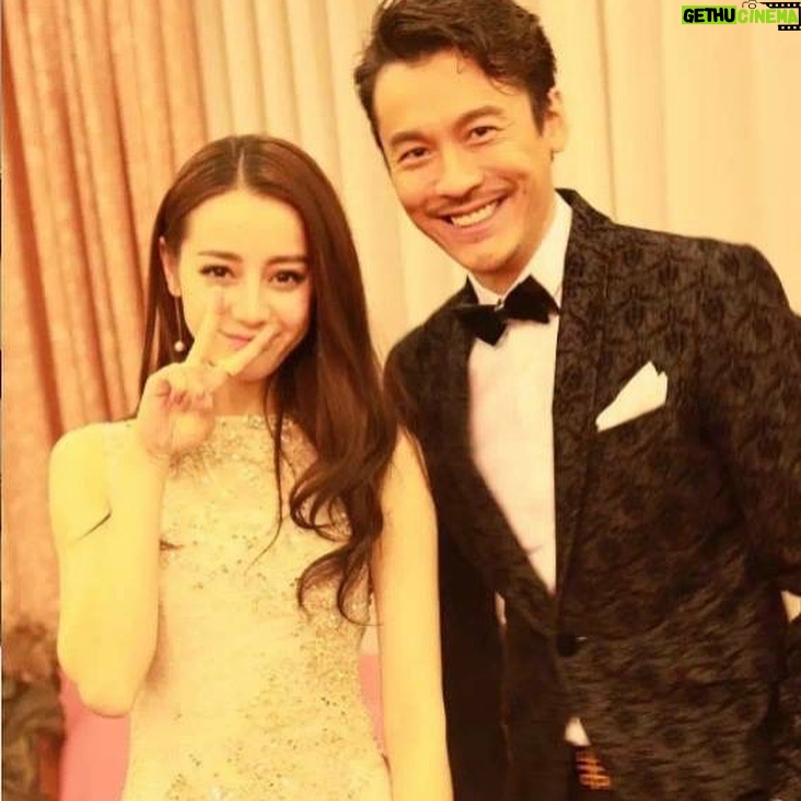 Dilraba Dilmurat - 15.4K Likes - 谁还记得大明湖畔的高
雯😁