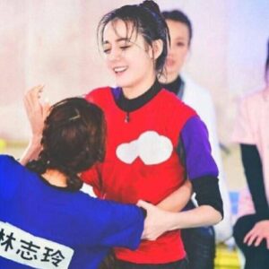 Dilraba Dilmurat Instagram - #奔跑吧