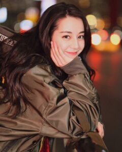 Dilraba Dilmurat Instagram -