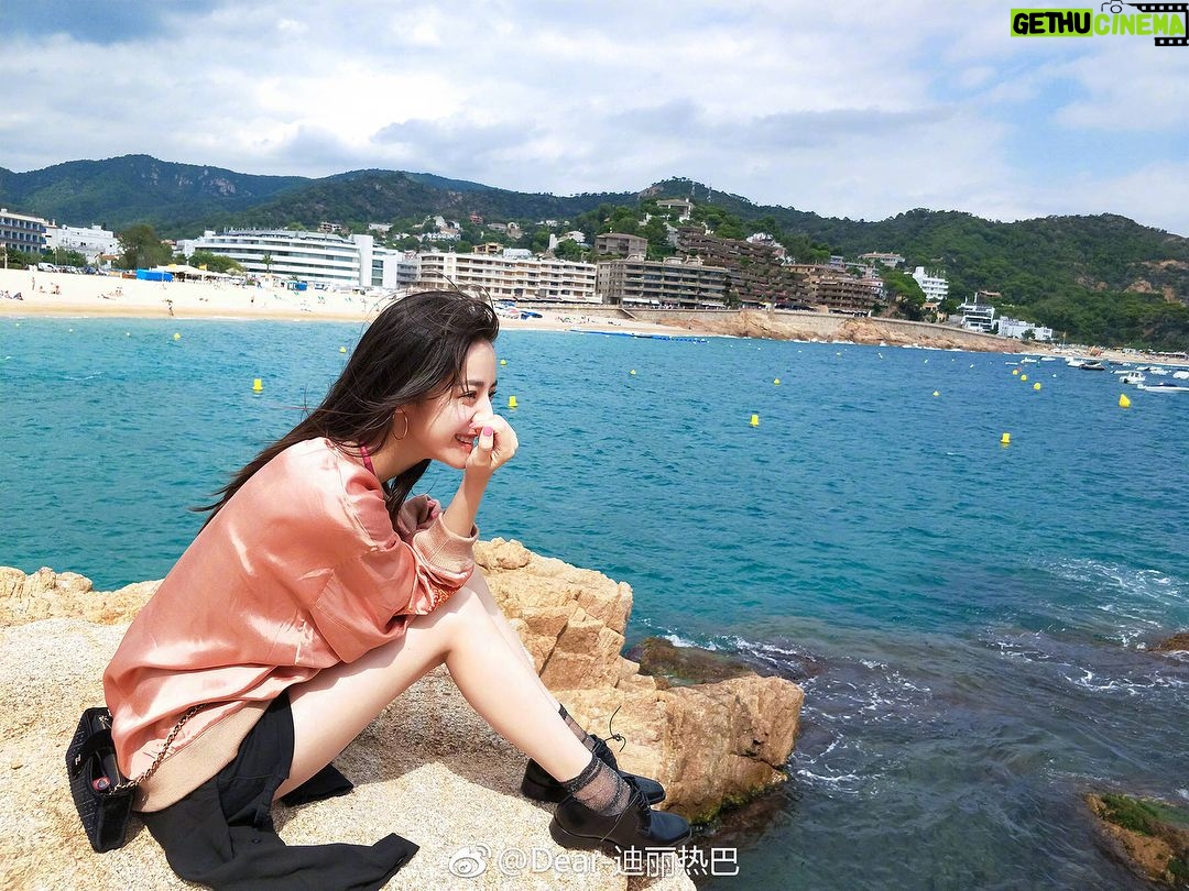 Dilraba Dilmurat - 19.4K Likes - 美美哒迪已上线😁