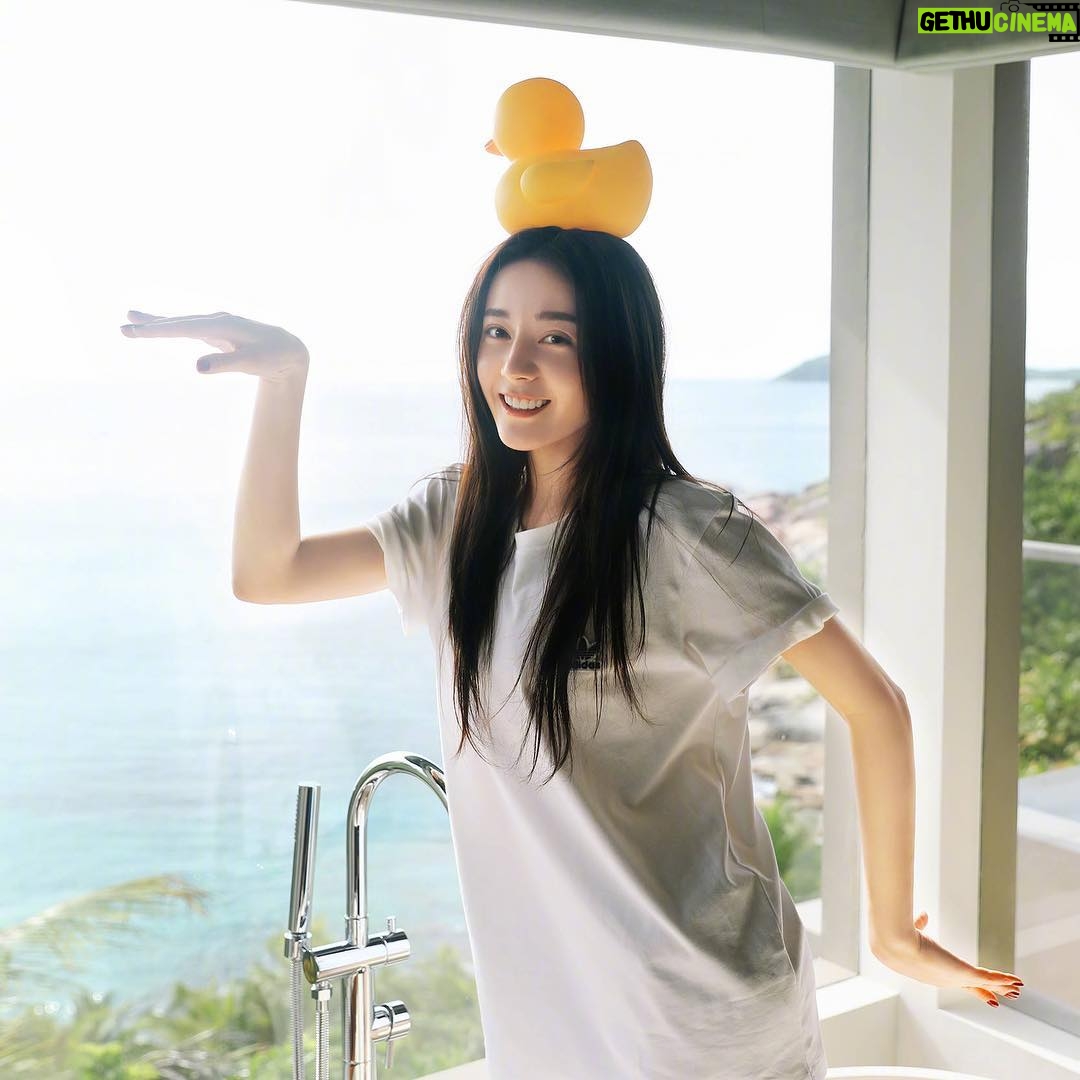 Dilraba Dilmurat - 38.9K Likes - 小鸭子 嘎嘎嘎嘎嘎