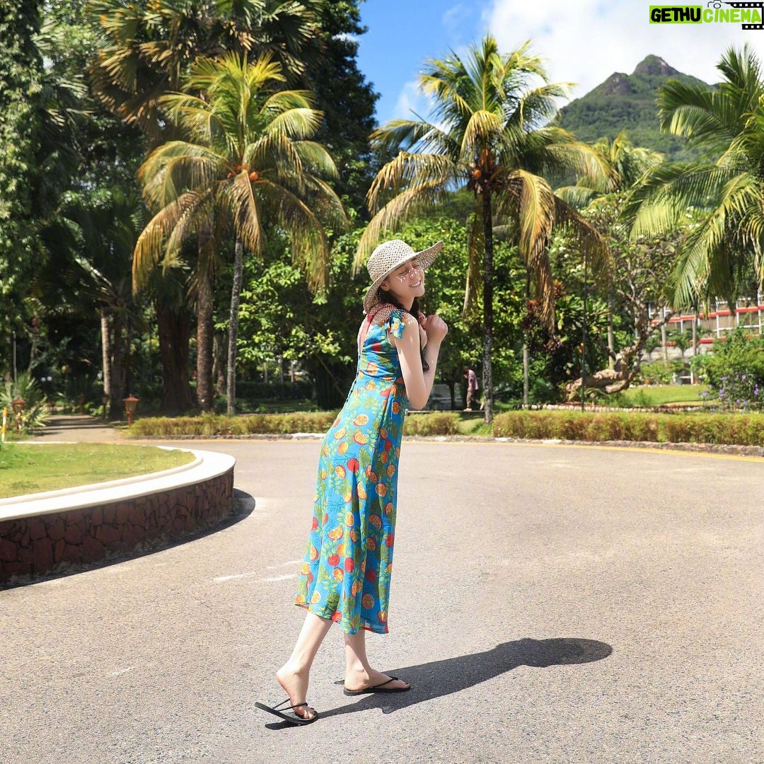 Dilraba Dilmurat - 19.9K Likes - 今天是你们的橘子女孩☺️
