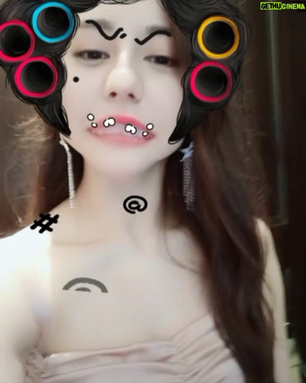 Dilraba Dilmurat - 13.4K Likes - 😂😂