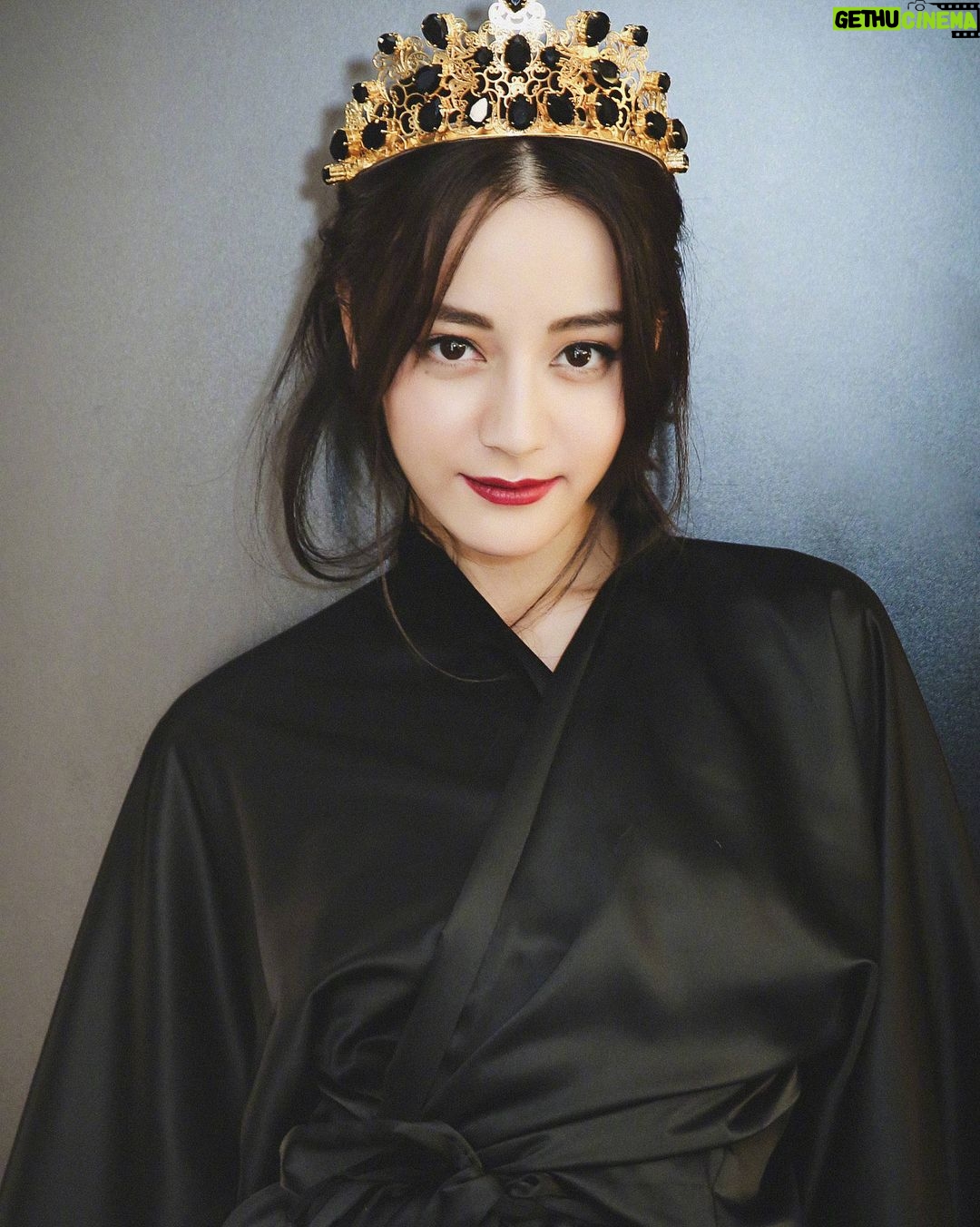 Dilraba Dilmurat - 20.2K Likes -