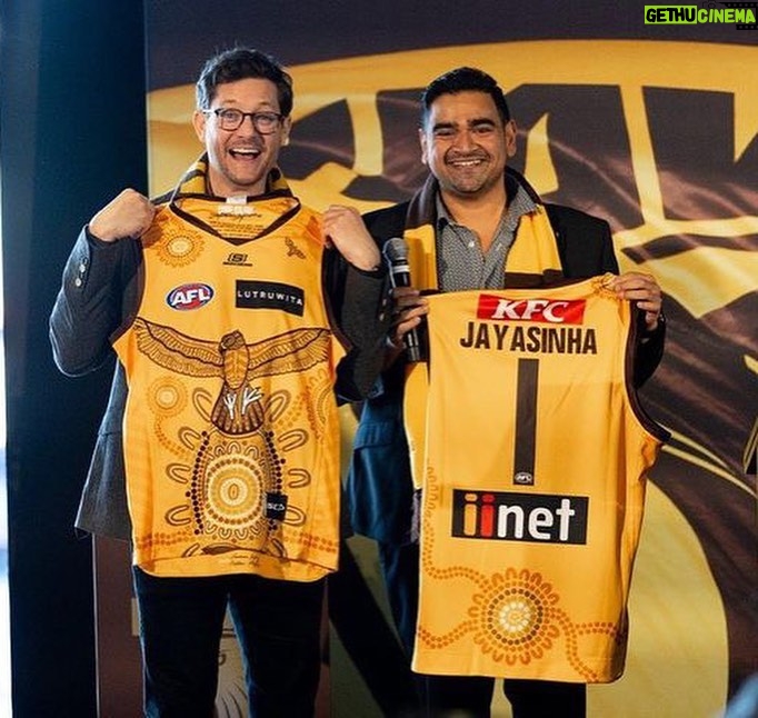 Dilruk Jayasinha Instagram - Last Saturday was far from an ideal result on the scoreboard for @hawthornfc but was unbelievably chuffed when @robmillsymills and I were surprised at the President’s Lunch when we were gifted our own guernseys, names on it and everything! Was extra special to have my mate Al Higg as my guest in the crowd, who was the bloke who first got me into, not just hawthorn, but AFL in general! Thanks again Hawthorn and sorry I wasn’t the lucky charm I promised I’d be that day! Melbourne Cricket Ground (MCG)