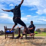 Dilruk Jayasinha Instagram - Being a #influencer ain’t easy when your family keep trolling your content.