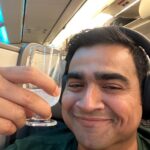 Dilruk Jayasinha Instagram - Disney & Kiri bath breakfast in bed, in the sky! Thank you @srilankanairlinesofficial for another world class travel set up for one of the comfiest long haul trips ever! Even though it was 10hr flight, I was so rested that I still energy to get out in the middle winter and get my daily exercise in 🙌🏾🏃🏾‍♂️! Sure it wasn’t a run long enough undo all the thambili I drank, but still nice to have energy to move! Thank you again and can’t wait to fly with you soon.