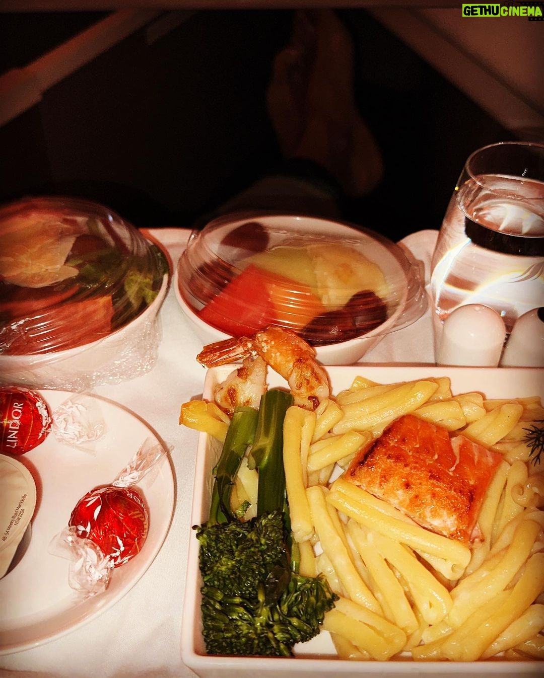 Dilruk Jayasinha - 769 Likes - Supermassive thank you to @srilankanairlinesofficial for truly a dream flight from my new home to my old home. Those 10hrs+ from Melbourne to Colombo flew by (🤓✌🏾) and the deliciousness kept coming! Apologies to the attendant who had to serve me while I was balling my eyes out for an animated movie with Kevin Hart as a dog 🤦🏾♂️! Must’ve been the altitude🤷🏾♂️!