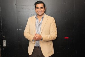 Dilruk Jayasinha Instagram - It was an absolute dream to be a national grand finalist for @melbcomedyfestival’s annual Raw Comedy competition. And though as a competitor I didn’t make it through the first round in my attempt 12 years ago, I took the scenic route and was over the moon to be asked to be this year’s host! It was good reminder of 2 things; 1) never give up on your dreams 2) the judges sometimes fuck up and get it wrong 😜! Silliness aside I was completely blown away by the standard of the performers and I’m worried about my job security with such incredible talent that’s headed their way to takeover the Australian comedy scene. Well done everyone involved and thank you for the genuine honour of hosting this incredible event. 📸 @nickmickpics & styling; @styledbyramzy @declicmenswear