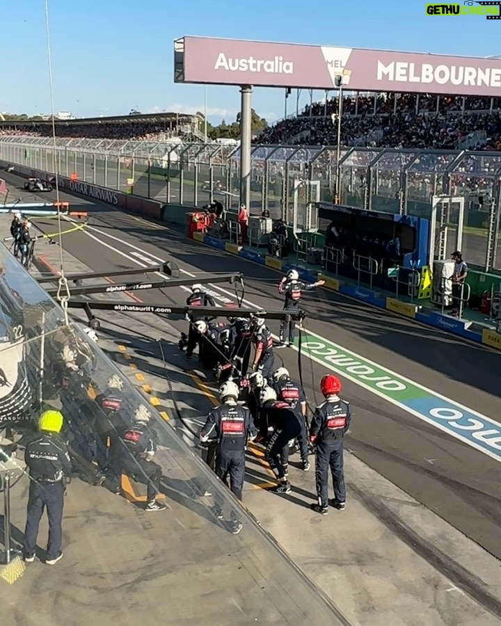 Dilruk Jayasinha Instagram - From last Sunday - me playing it TOTALLY COOL at The Melbourne @f1! Thanks @paramountplusau for the incredible experience and access to the pit! I’d like to think that me crop dusting Le Clerc’s pit crew contributed to his DNF ! (Jokes I like Charles, don’t come at me 🙏🏾) F1 Australian Grand Prix