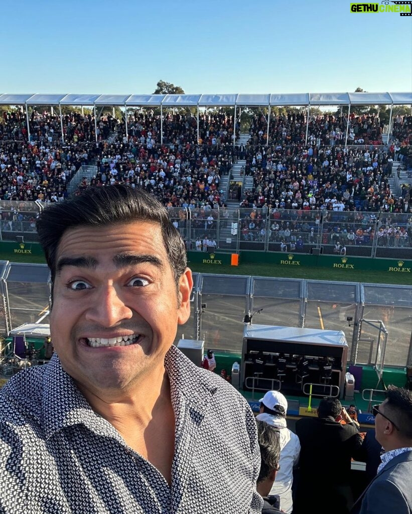 Dilruk Jayasinha Instagram - From last Sunday - me playing it TOTALLY COOL at The Melbourne @f1! Thanks @paramountplusau for the incredible experience and access to the pit! I’d like to think that me crop dusting Le Clerc’s pit crew contributed to his DNF ! (Jokes I like Charles, don’t come at me 🙏🏾) F1 Australian Grand Prix