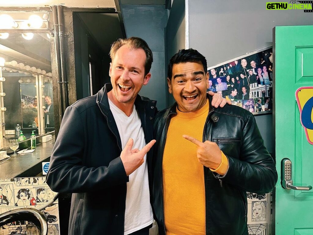 Dilruk Jayasinha Instagram - Gotta love the #UtopiaABC multiverse where in an alternate timeline Ashan and The Minister for Infrastructure perform standup comedy! So chuffed to see the Great @mikemcleish on a live stage again! Catch us again tonight or tomorrow at @thecomicslounge The Comic's Lounge Comedy Club
