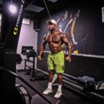 Dimitri Delavegas Instagram - 🍍🍍🍍GOODWEEK🥦🥦🥦 ➖➖➖➖➖➖➖➖➖➖➖➖➖➖➖➖ Sleep,eat,train 🔄 ➖➖➖➖➖➖➖➖➖➖➖➖➖➖➖➖ 💪🏾 @fitnessparkpoitiers 📸: @benjamin_beneat_photographe ➖➖➖➖➖➖➖➖➖➖➖➖➖➖➖➖ #body #bodybuilding #eat #mensphysique #ifbb #ifbbpro #ifbbproleague #train #muscu #musculation #fit #fitness Fitness Park Poitiers