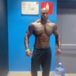 Dimitri Delavegas Instagram - 🔥CHECKCONDITION🔥 ➖➖➖➖➖➖➖➖➖➖ El Maestro @guerrier_d_or ➖➖➖➖➖➖➖➖➖➖ #body #mensphysique #ifbbpro #firstproshow #shreed #conditioning #black Lille Grand Palais
