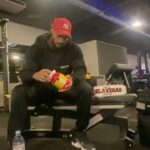 Dimitri Delavegas Instagram - 🟡🔴AMIX🔴🟡 ➖➖➖➖➖➖➖➖➖➖➖➖➖➖➖➖ 30 min Avant le training 15 gr de Map (eea) indispensable pour des training Hardcore ➖➖➖➖➖➖➖➖➖➖➖➖➖➖➖➖ 🟡Dispo sur @amixfrancenutrition 🔴Code promo dimitri10 ➖➖➖➖➖➖➖➖➖➖➖➖➖➖➖➖ #body #muscle #muscu #bodybuilding #mensphysique #ifbbpro #eaa #amixfrancenutrition #fitnessparkpoitiers Fitness Park Poitiers