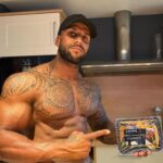 Dimitri Delavegas Instagram - 🍗🥦🍠EATCLEAN🍠🥦🍗 ➖➖➖➖➖➖➖➖➖➖➖➖➖➖➖➖➖➖ ⬇️🚨NEW PARTENAIRE 🚨⬇️ Vous cherchez des repas diététiques🥦 ,ultra frais et super bon 😋vous êtes sur le bon post, les repas @iron_meals__ sont juste incroyable… ➖➖➖➖➖➖➖➖➖➖➖➖➖➖➖➖➖➖ délicieux,goûteux,sain et équilibré il y a du choix pour tous n’hésitez pas à aller voir leur site internet ➖➖➖➖➖➖➖➖➖➖➖➖➖➖➖➖➖➖ 🔸Des ingrédients de qualité 🔸Des repas frais 🔸Viandes halal 🔸Livraison gratuite ile de France à partir 35euros 🔸Livraison sur toute la France dès septembre ➖➖➖➖➖➖➖➖➖➖➖➖➖➖➖➖➖➖ tout es bon la Team, vous bénéficiez en plus d’un code promo dimitri20 de -20% sur votre commande sur le site www.ironmeals.fr 🤩🤩🤩 ça fait toujours plaisir 🙃 ➖➖➖➖➖➖➖➖➖➖➖➖➖➖➖➖➖➖ #ironmeals #diet #repasequilibre #healthyfood #eatclean #deliciousfood #chicken #sweetpotato #beef Ile-de-France, France