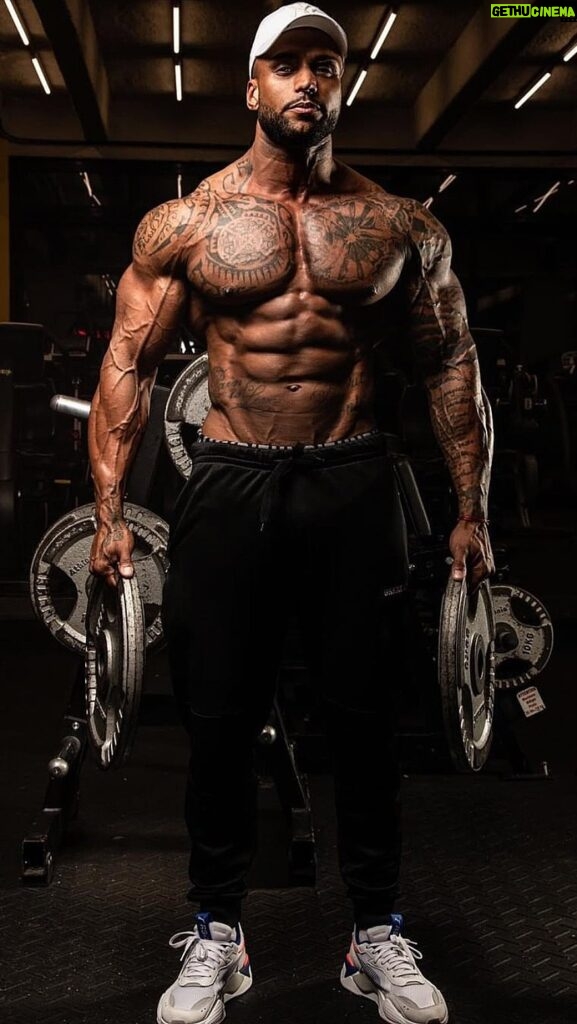 Dimitri Delavegas Instagram - ➖➖➖➖➖➖➖➖➖➖➖➖➖➖➖➖➖➖ #body #mensphysique #bodybuilding #ifbbproleague #fit #fitness