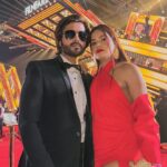 Dimpi Sanghvi Instagram - Unveiling the magic of style at the Ajio x Filmfare Awards 2024! Red carpets, shining stars, and fashion that steals the show. 🌟✨ @ajiolife #ajiolove #AjioXFilmfareAwards #AjioLife #FilmFareAwards2024 #ShashankSanghvi #DimpiSanghvi . . #BlackOutfits #RedGown #Chic #Glamorous #Fashionista #Tuxedo #Celebrities #GujaratTourism #LuxuryInfluencers #FashionInfluencers #IndianBloggers #LuxuryTravelInfluencers #Mumbai