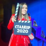 Dina Garipova Instagram - Я всегда мечтала попасть в кино. И у меня со временем появился опыт подготовки музыки к фильмам и один раз я даже поучаствовала в съемках, как настоящая актриса)) А теперь мне посчастливилось записать саундтрек к великолепному сериалу «Зулейха открывает глаза», за который я была отмечена первой в своей жизни наградой в сфере кинематографии на фестивале фильмов о правах человека «Сталкер» @kinofestival_stalker !👏👏 Чувства непередаваемые! ⠀ И особенно приятно, что эта награда присвоена мне за исполнение моей любимой песни на татарском языке «Ай, былбылым». ⠀ Я хочу поблагодарить мою невероятно талантливую и креативную команду за то, что мы смогли прочувствовать и представить всем новое звучание легендарной песни! Спасибо Леше Роуману @rouman за большой вклад! Спасибо Радику Салимову @radik__salimov за его авторское видение и тонкий подход к работе! Каждую песню из моего татарского альбома «ЭТНО» мы стараемся написать, как настоящую историю. Чтобы каждый звук и каждое слово было сказано не зря. И это очень вдохновляет! ⠀ Ещё я хотела бы поблагодарить Гузель Яхину @yakhina.info за то, что она написала книгу, которая смогла тронуть сердца всех, кто ее прочитал! Когда моя мама услышала о том, что нашу песню выбрали в качестве саундтрека к фильму по этому роману, она была в таком восторге! ⠀ Я благодарна всем, кто работал над фильмом: Егору Анашкину, Антону Шварцу, кинокомпании «Русское» @russkoefilmcompany, телеканалу «Россия» @tvrussia! У вас получилось создать сильное кино, которое хочется пересматривать снова! ⠀ Спасибо актерам за великолепную работу! И отдельное спасибо чудесной ✨ Чулпан Хаматовой @chulpanofficial ✨ за то, что поверила в меня и познакомила с командой фильма! ⠀ Я счастлива, что нашу музыку услышали и так высоко оценили! И очень рада быть частью хорошего кино! ⠀ #ЭТНО #зулейхаоткрываетглаза #Айбылбылым #ДинаГарипова #DinaGaripova #динәгарипова