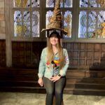 Dina Garipova Instagram - Вот ещё несколько кадров) ⠀ Если соберетесь поехать в Universal Studios, рекомендую приобрести express билет. Он немного дороже обычного, но по нему вы сможете пройти все аттракционы без очереди! Это очень сэкономит вам время и вы сможете успеть больше всего увидеть ☺️ ⠀ Я пока в приятном шоке от происходящего! ⠀ P.S. @sole_handmade ! Каждый день получаю комплименты в адрес моей куртки с супергероями😉♥️ Спасибо большое за такую крутую вещь! 🥰 ⠀ А мы поехали дальше 👋🏼 ⠀ #ДинаГарипова #DinaGaripova #ДинәГарипова #LosAngeles