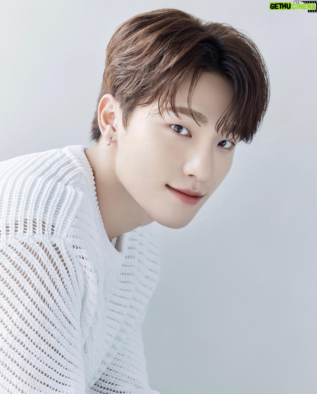 Dino Instagram - bioderma💙 #바이오더마 #아토덤울트라크림 #속건조종결