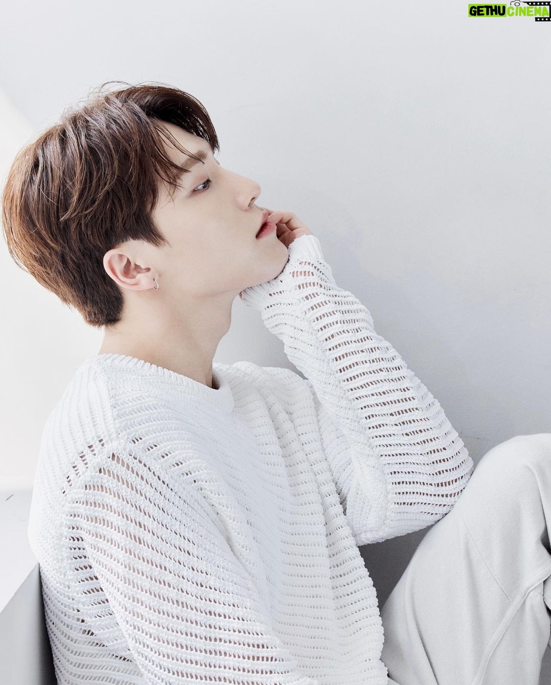 Dino Instagram - bioderma💙 #바이오더마 #아토덤울트라크림 #속건조종결