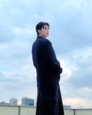 Dino Instagram - behind📸

@arenakorea