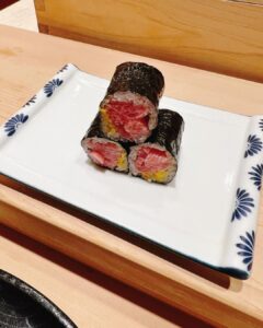 Dino Instagram - 🍣