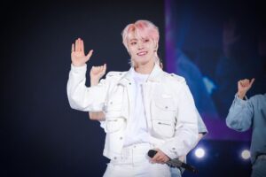 Dino Instagram - 5/17~18, 5/27~28
JAPAN FANMEETING 'LOVE'