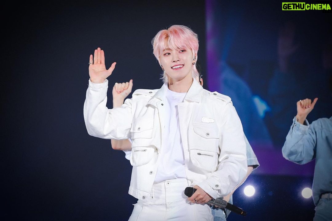 Dino - 1.1 Million Likes - 5/17~18, 5/27~28
JAPAN FANMEETING 'LOVE'