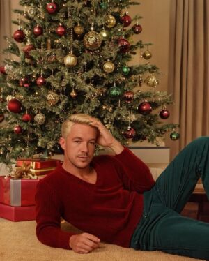 Diplo Instagram - Forgot to send out holiday cards this year so these will have to do