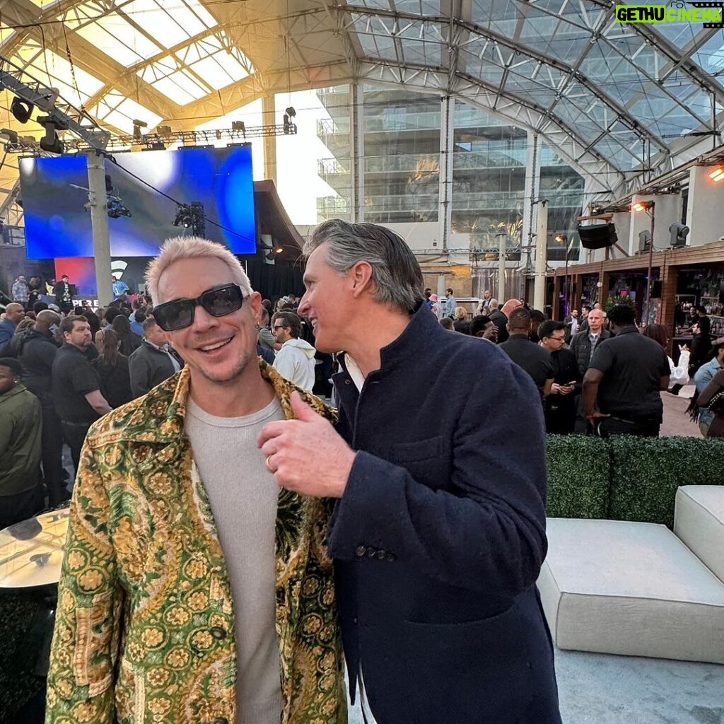Diplo Instagram - DEFENSE WINS CHAMPIONSHIPS GRIND OF GAME BATTLE IN THE TRENCHES I THOUGHT IT WAS A PERFECT SB FREE FOOTBALL OT USHER SLAYED TRAV TOLD ME HE LOVED MY ANTARCTICA SET TAYLOR GAVE ME A HUG YG WON A MILLION DOLLARS ICE SPICE NOTICED ME I GOT TO SHARE A BOTTLE W GUY FIERI GAVIN NEWSOM SAID HE WAS GONNA EXCUSE MY PARKING TICKETS I GOT ON TV PERFECT WEEKEND THANKS LAS VEGAS Las Vegas, Nevada