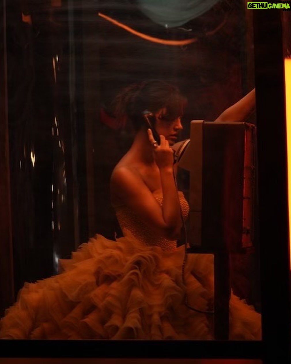 Disha Patani Instagram - I hope this song brings you closer to your beautiful true self like it did to me🦋🌸 #kyunkarufikar full video out tomorrow ❤️