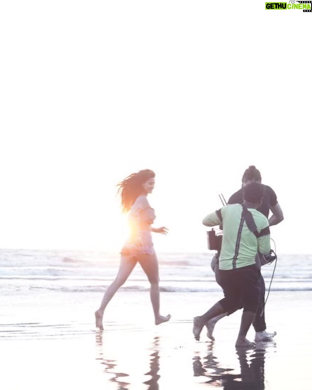 Disha Patani Instagram - I hope this song brings you closer to your beautiful true self like it did to me🦋🌸 #kyunkarufikar full video out tomorrow ❤️