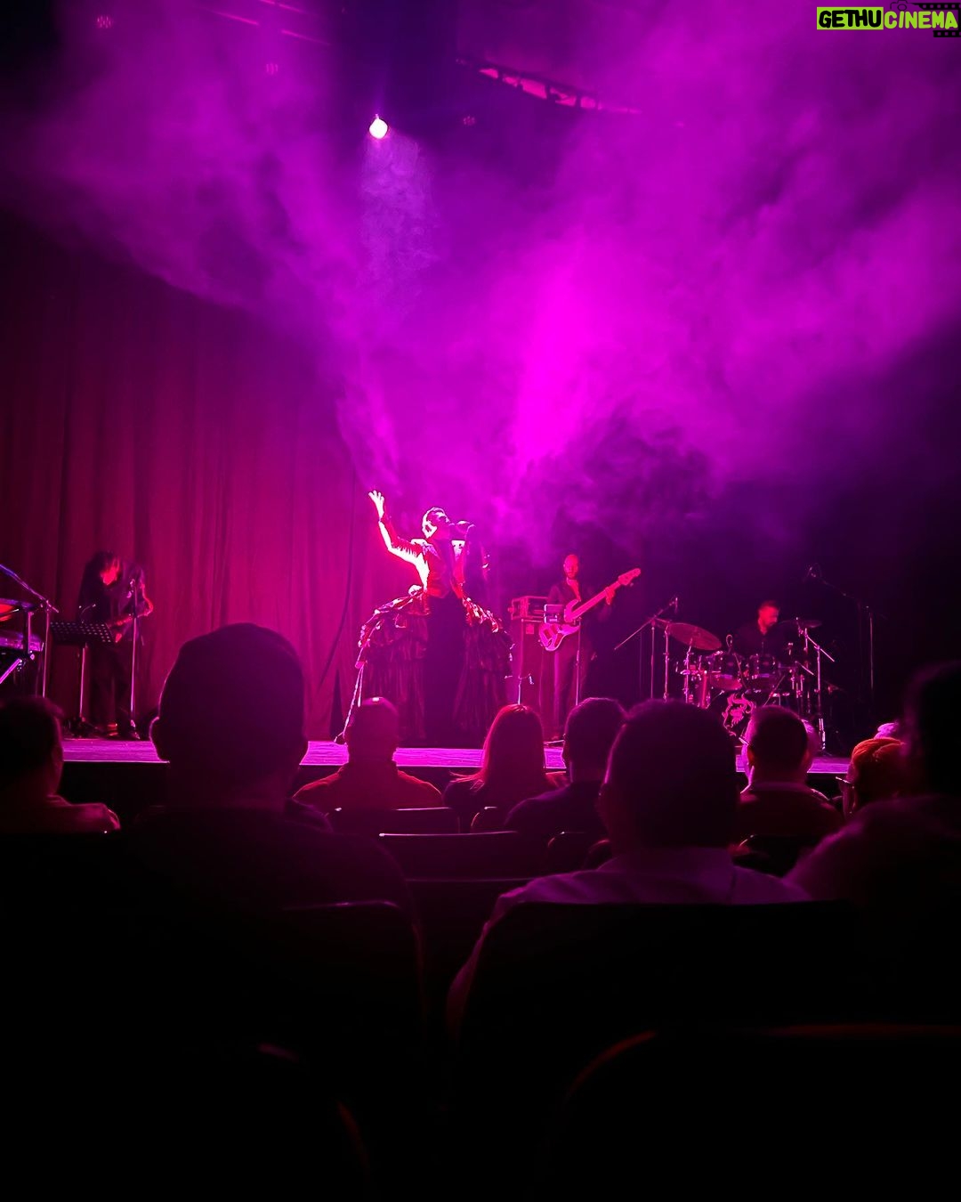 Divina De Campo Instagram - Went to see that there @reubenkayeofficial at @homemcr last night and what a show! Reuben smashes through two hours of a show at a rip roaring pace of filth and fortitude. There are moments of serious honest that take you by suprise scattered amongst self deprecating smut. We live in deeply political times and the show not only acknowledges that but picks it up, interrogates it rips it apart covers it in glitter and launches it into the atmosphere. Dunno if you’ve got the feeling yet but I really enjoyed this show. It’s a real tour de force and if you can see it while it’s on tour DO! Plus I got to see my good Judy @cheddar_gorgeous which always makes me happy #drag #theatre #comedy #heels #filth #funny #joy